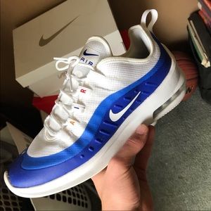 Nike air max axis